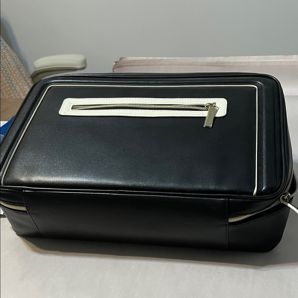 Estee Lauder Black and White Makeup travel bag